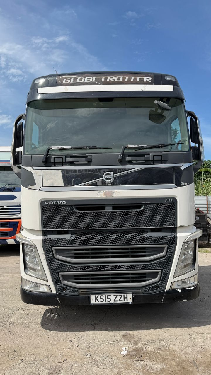 UNREGISTERED Volvo FH 4 6x2 D13